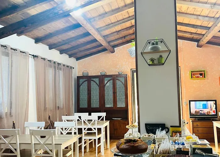 Alojamento de Acomodação e Pequeno-almoço Il Melarancio 4*